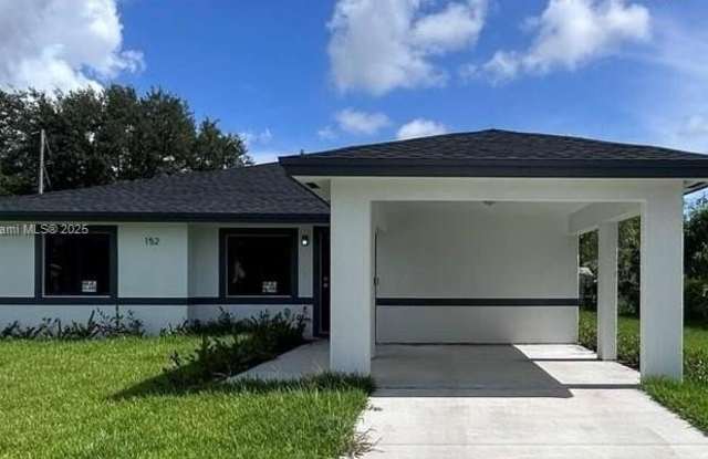 152 NW 18th St photos photos