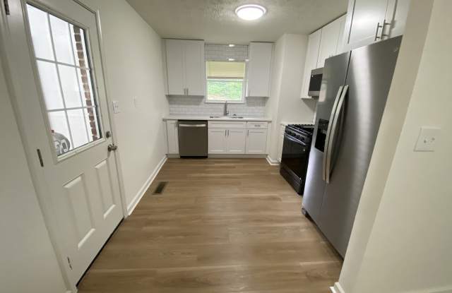1548 Mary George Ave Nw photos photos