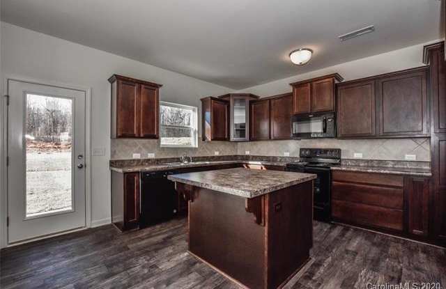 4217 Stockbrook Drive Gallery 4