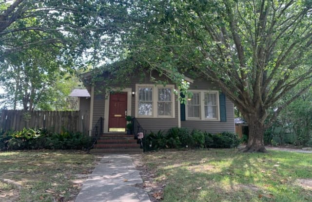 155 Lovers Ln - 155 Lovers Lane, Baton Rouge, LA 70806