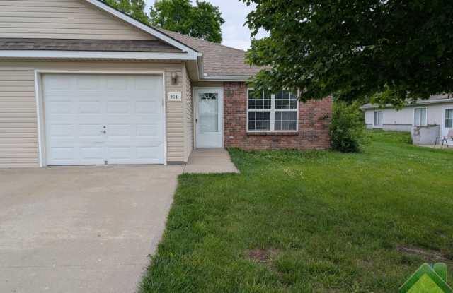 914 Fall Meadow Lane - 914 Fall Meadow Lane, Belton, MO 64012 914 Fall Meadow Lane - 914 Fall Meadow Lane, Belton, MO 64012