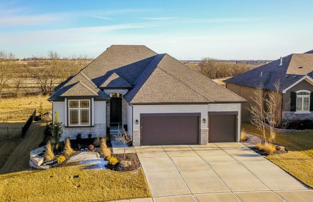 17005 Bradshaw St - 17005 Bradshaw St, Overland Park, KS 66221