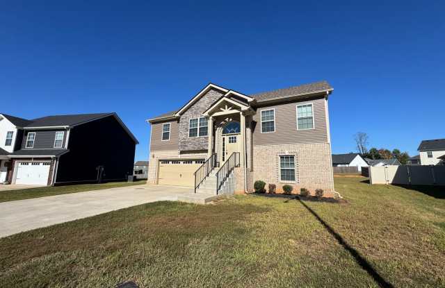 Gorgeous 4 Bedroom Home! Gallery 4
