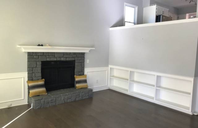 12317 Bristol Avenue Gallery 2