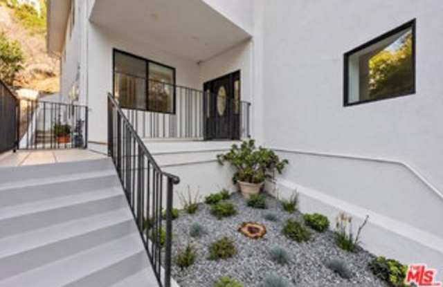 2646 Rinconia Place Gallery 3