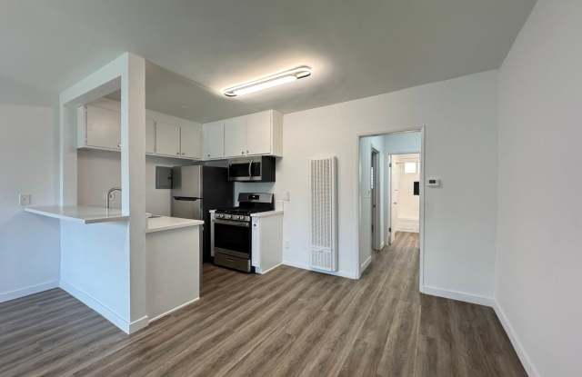 14220 Burbank Blvd photos photos