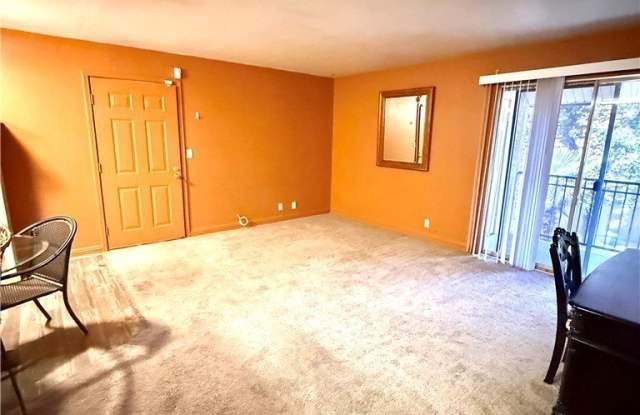 5041 RIVER GLEN Drive Gallery 4