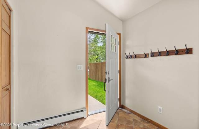 1040 Vito'S Way Gallery 2
