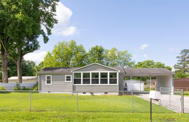 508 Hannah Drive SE - 508 Hannah Drive Southeast, Cleveland, TN 37323