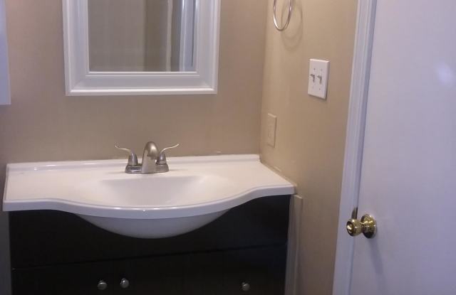 317 Kings Hill Ct photos photos