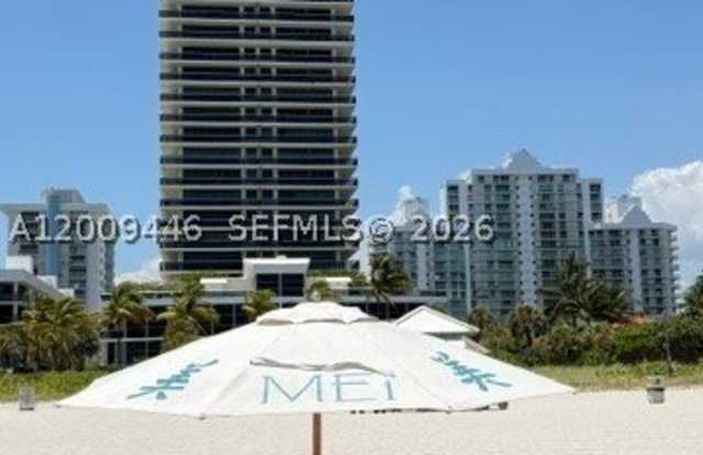 5875 Collins Ave Gallery 1