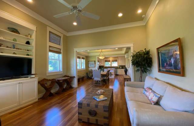 For Rent: Gorgeous 3 Bed, 2 Bath Custom Home  Large Lanai available 5/15/26-1/15/27 photos photos