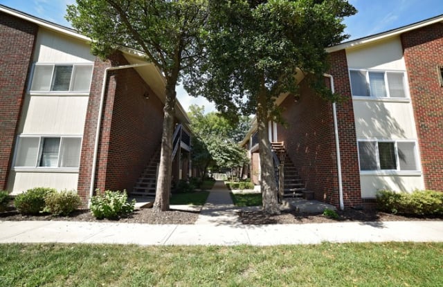 3334 Charlotte Street - 3334 Charlotte St, Kansas City, MO 64109