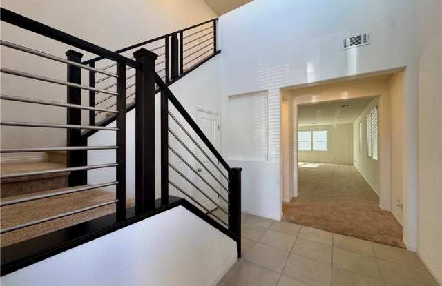 8109 Minavalle Avenue photos photos