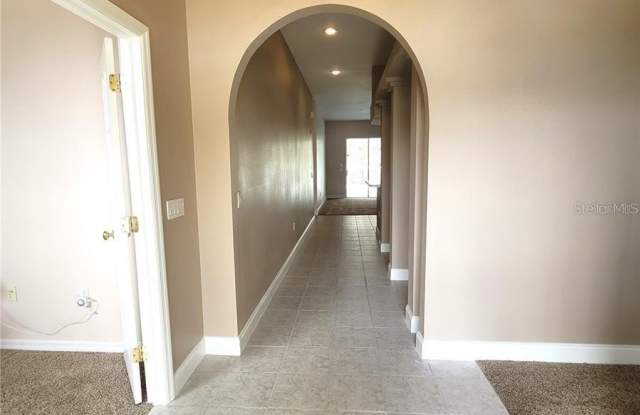 1501 DEERBOURNE Drive Gallery 4