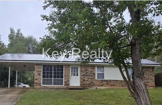 145 Walker Drive - Pineville - 145 Walker Drive, Rapides County, LA 71360
