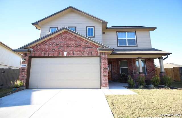 3903 Medina Branch Gallery 2