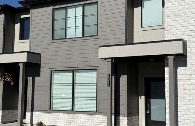 Beautiful Home in Spanish Fork - 1027 South 200 East, Utah County, UT 84660