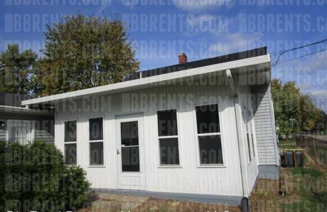 2300 Byron Street Gallery 2