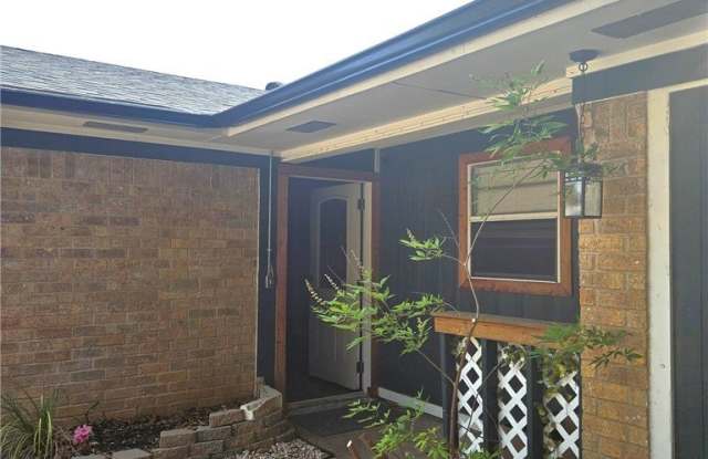 1519 Indian Trail Gallery 3