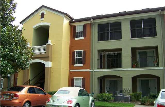 802 Crest Pines Dr #832 - 802 Crest Pines Dr Unit 832, Alafaya, FL 32828
