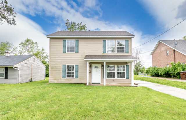 13 W Chestnut St - 13 West Chestnut Street, Oxford, OH 45056