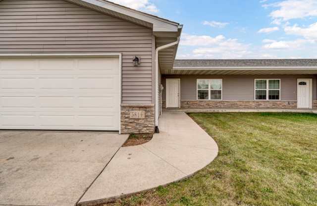 5814 Summerland Dr Gallery 2
