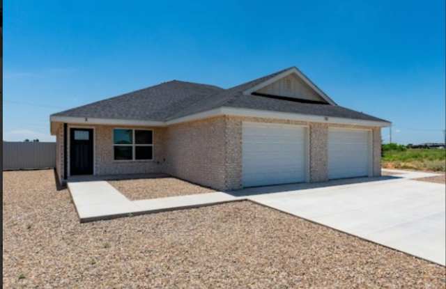 121 Chisum Gallery 1