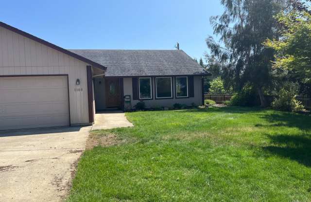 Large 3 bed/2 bath single family home photos photos