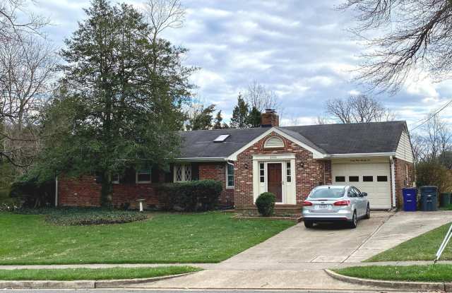 6426 BARDU AVENUE - 6426 Bardu Avenue, West Springfield, VA 22152