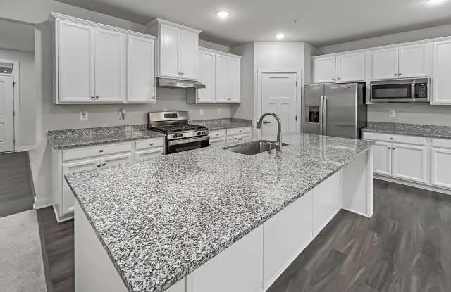 4801 RAILWAY CIRCLE photos photos
