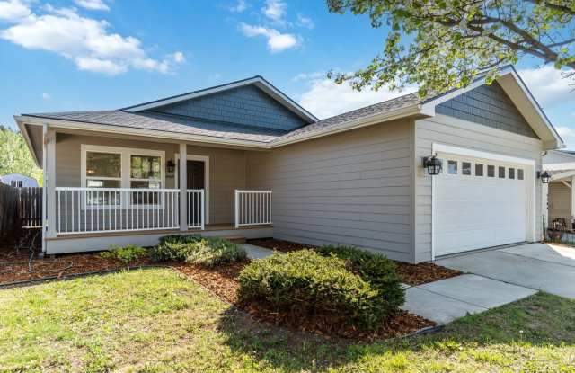 Newly Remodeled Single Family Home in Gated Community!! photos photos