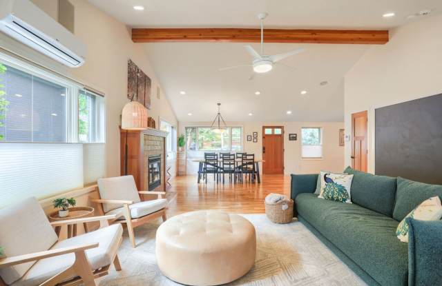 Chautauqua 3BR Sanctuary | Mins to Pearl & Trails Gallery 1