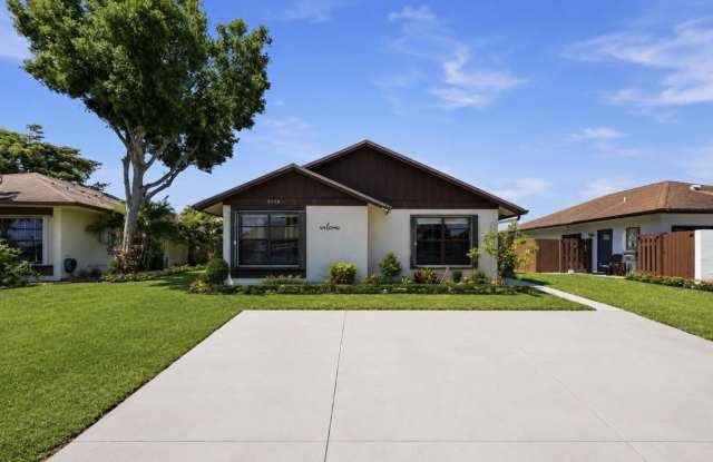 5330 Mendoza Street photos photos