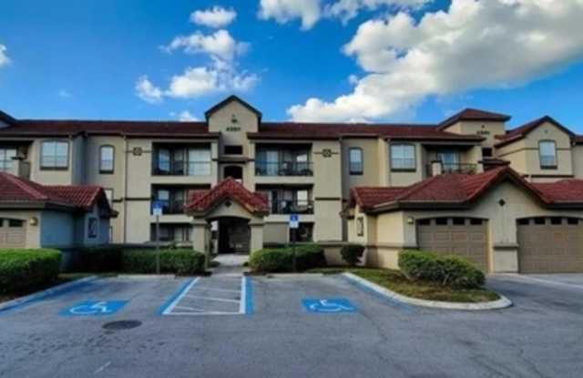 Charming Condo in desirable Calusa Trace! photos photos