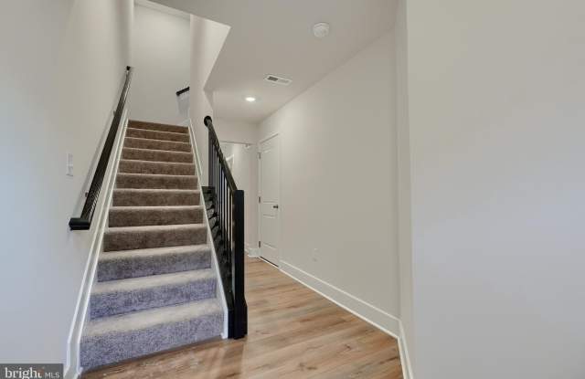 1811 RITTER DRIVE Gallery 2