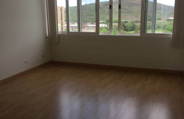 Nice 2-bedroom, 1-bath Salt Lake Gallery 3