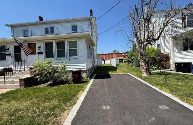 Welcome to 9 Church Street in the heart of Raritan, NJ! photos photos