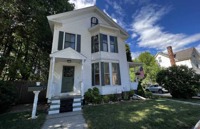 9 Salem Street - 9 Salem Street, Exeter, NH 03833