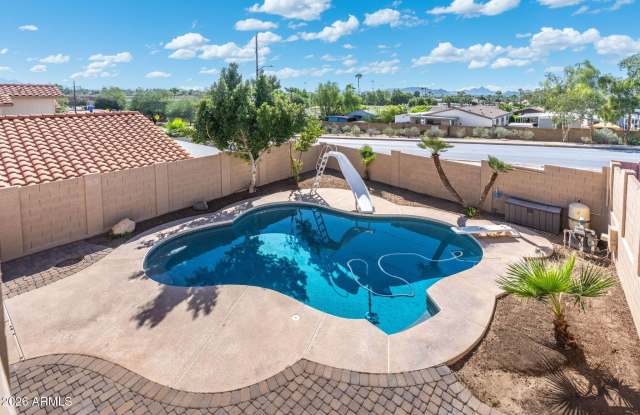 1645 E VILLA MARIA Drive Gallery 1