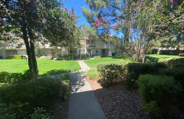 313 Eldridge - Vacaville Condo - 313 Eldridge Avenue, Vacaville, CA 95688
