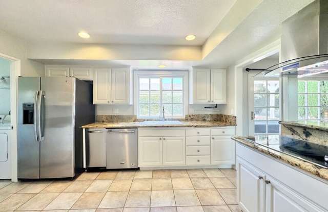 1530 Rogue St photos photos