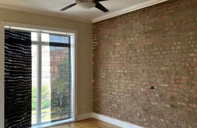 4159 W Fullerton Avenue Gallery 4
