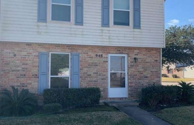 948 Park Meadow Gallery 2