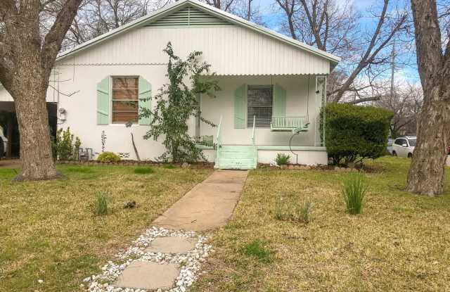 1500 Ullrich Avenue - 1500 Ullrich Ave, Austin, TX 78756