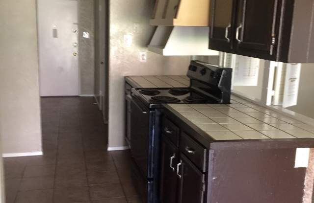 5533 Baker Dr Gallery 4
