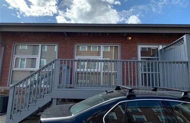 806 Marcus Street SE Gallery 1