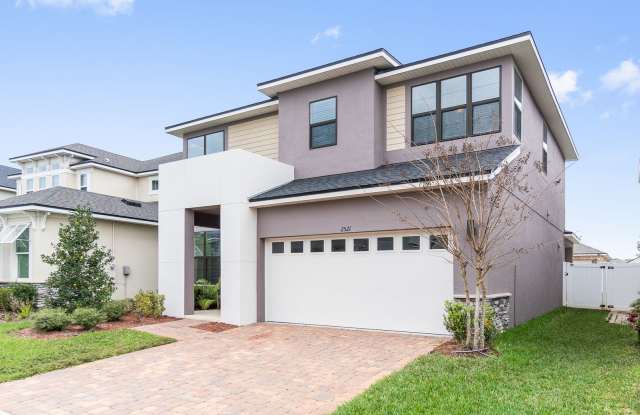 Beautiful Contemporary Energy Efficient 4/2.5 in Gated Community W/ Fenced Backyard Gallery 4