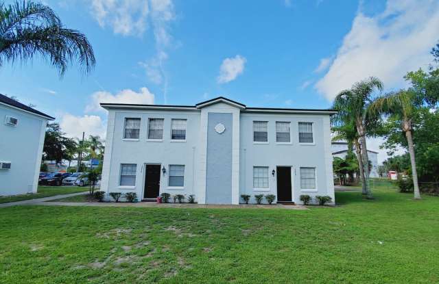 Updated One Bedroom, One Bath Apartment - Priced to Rent! photos photos
