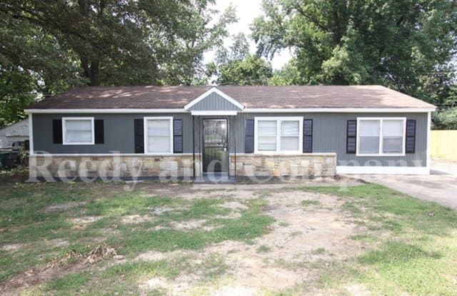 5273 Loch Lomond Rd - 5273 Loch Lomond Road, Memphis, TN 38116